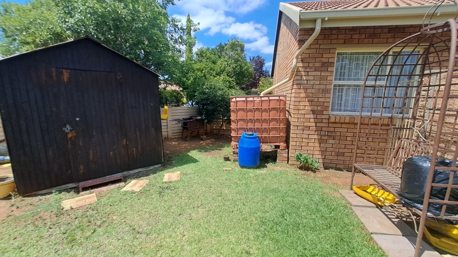 3 Bedroom Property for Sale in Fleurdal Free State